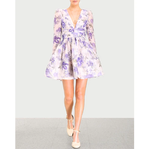 Одежда в стиле сериала «Эмили в Париже»